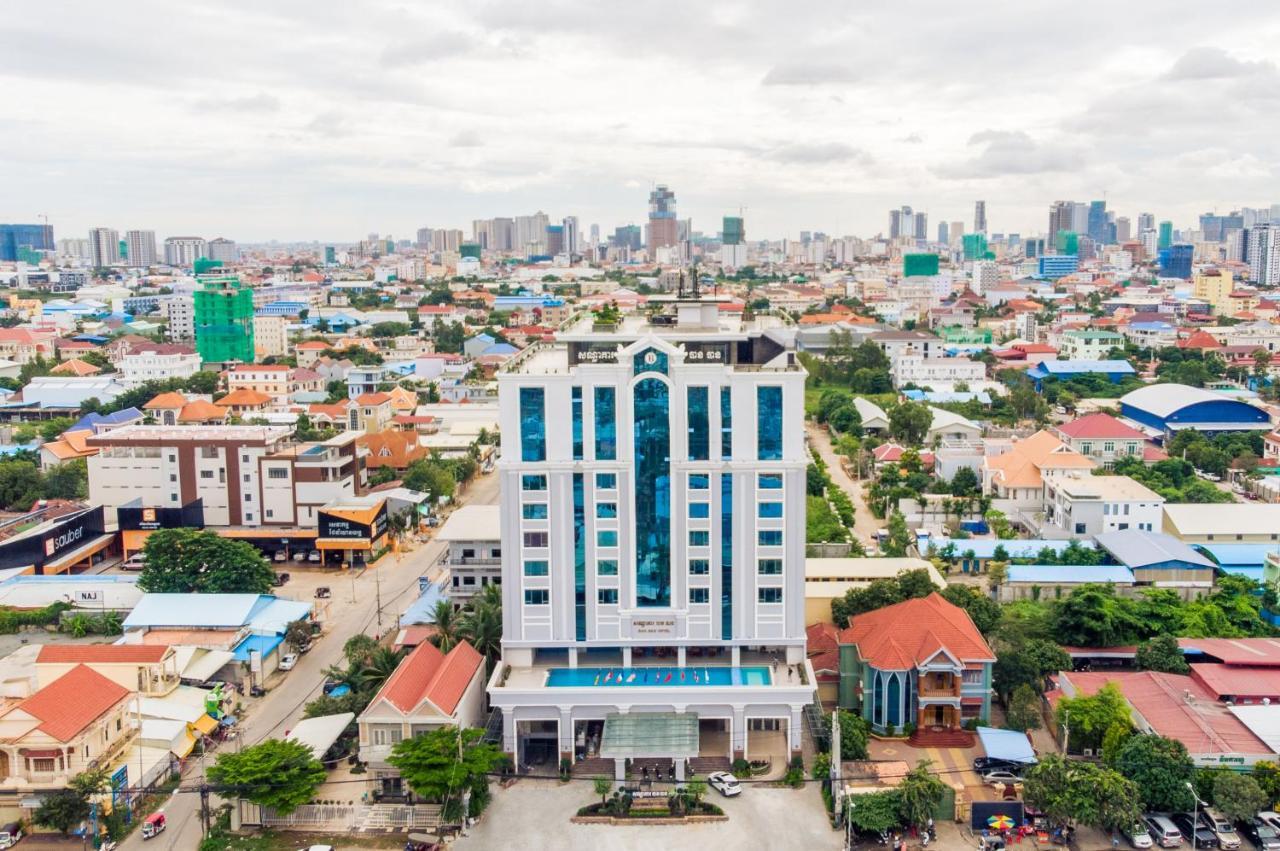Ban Ban Hotel Phnom Penh Extérieur photo