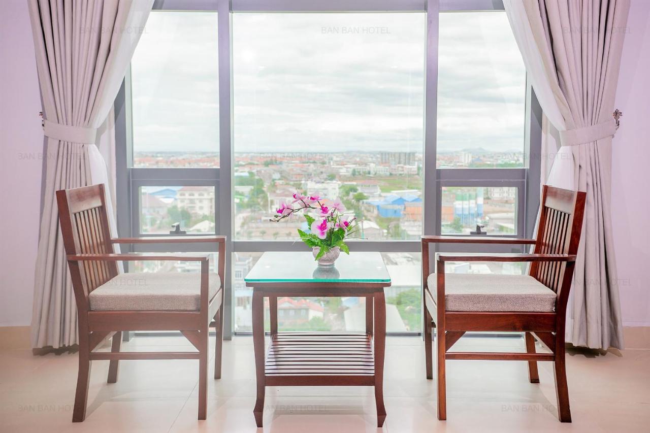 Ban Ban Hotel Phnom Penh Extérieur photo